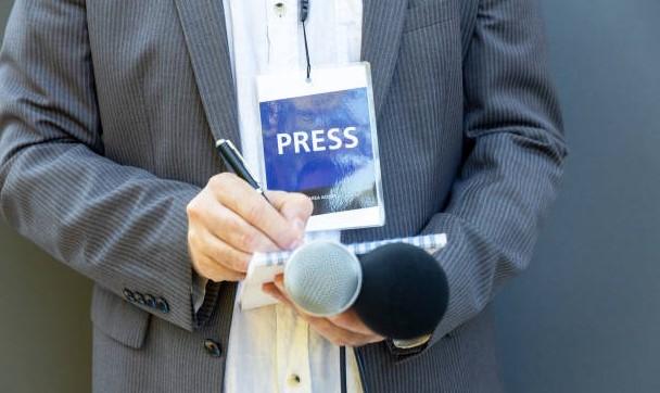 Era Baru Jurnalisme: Bagaimana Media Sosial Mengubah Lanskap Berita