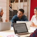 Peran Agama dalam Era Globalisasi: Perspektif Baru