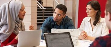 Peran Agama dalam Era Globalisasi: Perspektif Baru