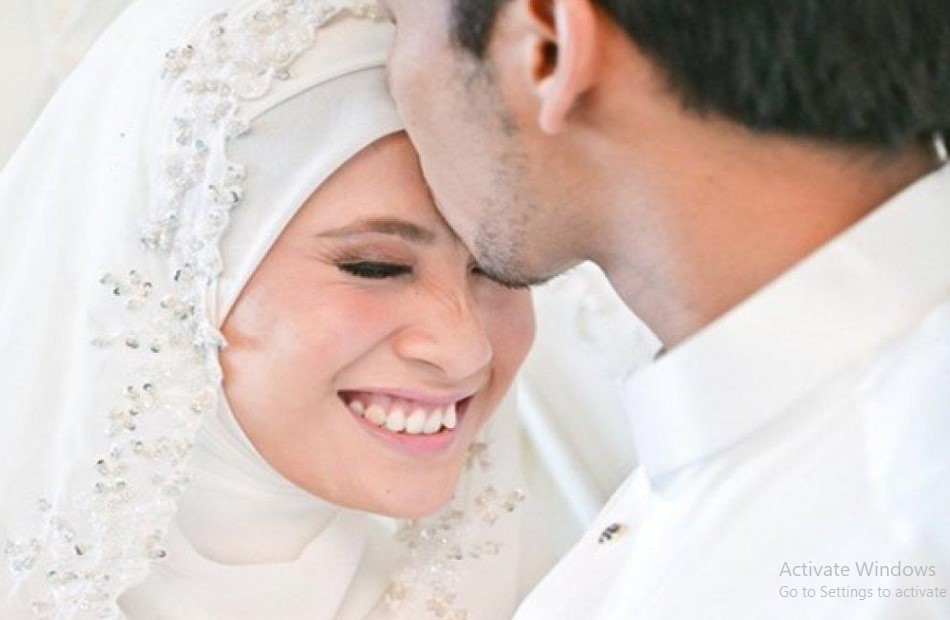 bolehkah mencium istri saat puasa